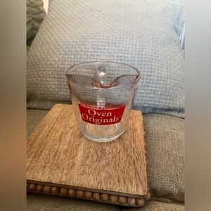 Vintage Anchor Hocking Oven Originals Two-Cup Measuring Cup, D Handle